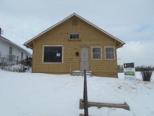 2900 Jackson Ave