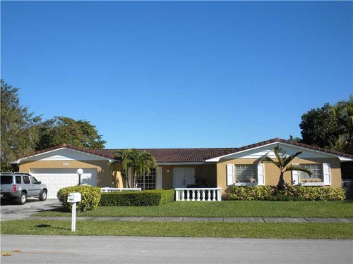 7901 SW 146 AV