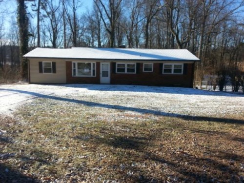 506 Lynbrook Dr