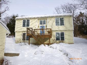 145 Hartland Ter