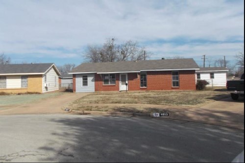 4811 Bonny Cir