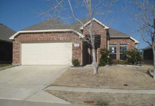 1220 Angelina Dr