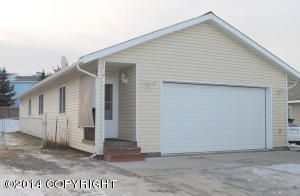 1200 Contrary Court