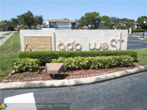 450 COMMODORE DR # 302