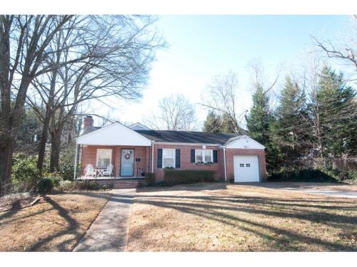 2499 Pineview Drive
