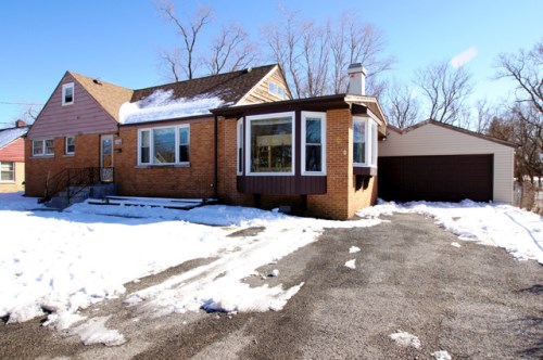 10129 W. Palmer Ave