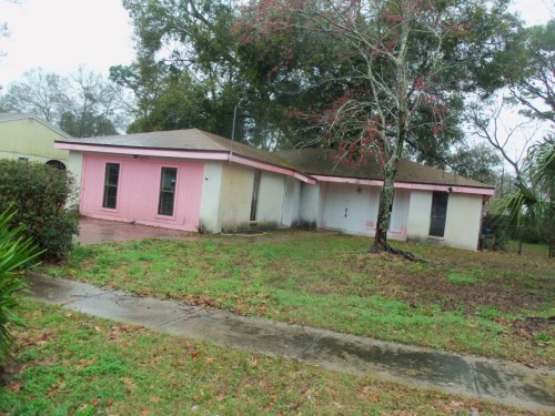 2418 Oakview Dr