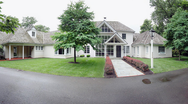 200 WOODFIELD CROSSING