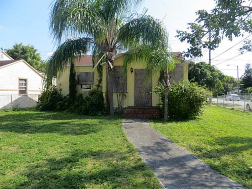 790 NW 66 ST