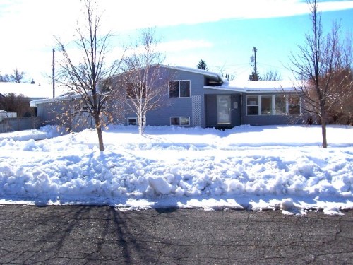 348 E 3rd North