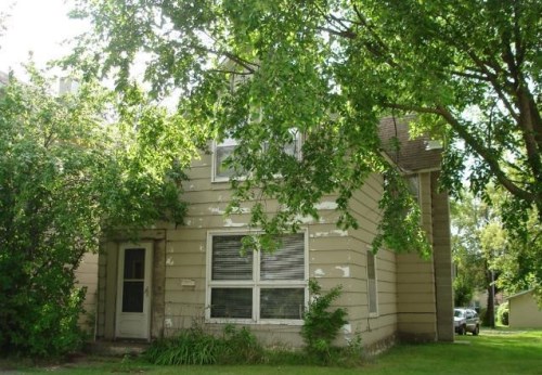 219 N 10th St