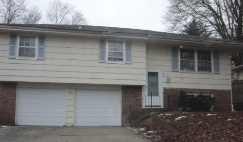 135 E 132nd Terrace