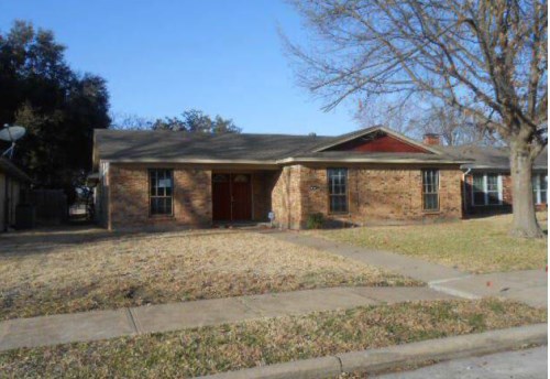 2429 Emerson Dr