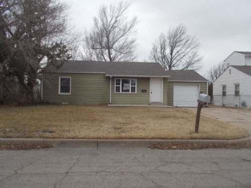 2655 N Volutsia St