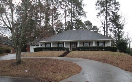 105 Lakefront Dr