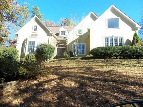 1030 Churchill Lane