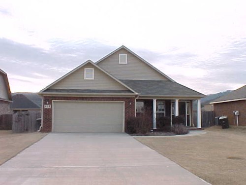 434 Wade Rd SE