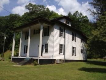 2395 Horse Creek Rd