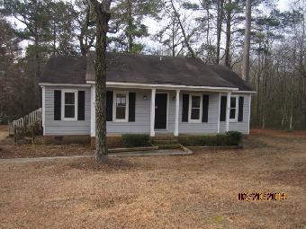 1527 Woodtrail Dr