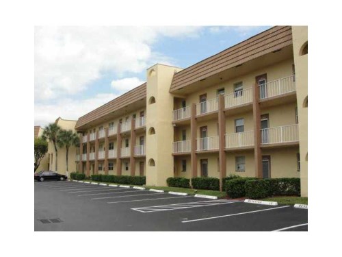 8600 SUNRISE LAKES BL # 103