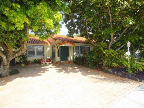 4345 SW 13 ST