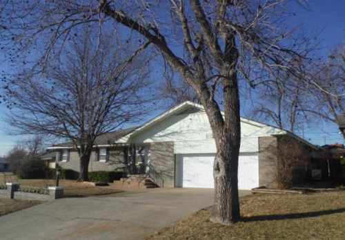 704 NW 35th Pl