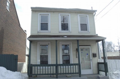 214 Lawrence St