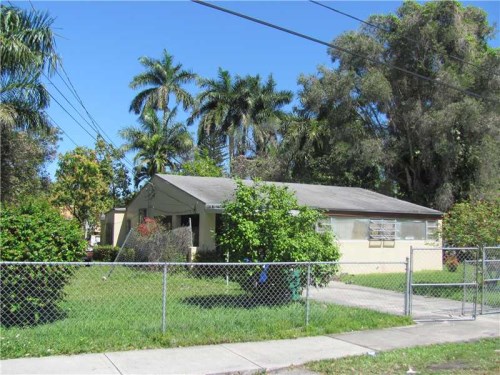 89 NW 84 ST