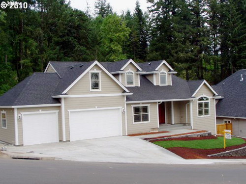1210 HOLLY AVE