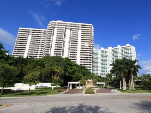 20201 E Country Club Dr # 1503