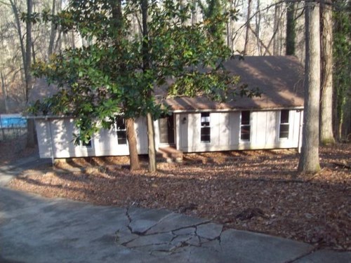 3016 Lake Park Circ