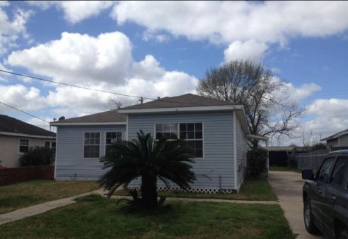 1312 Des Jardines St