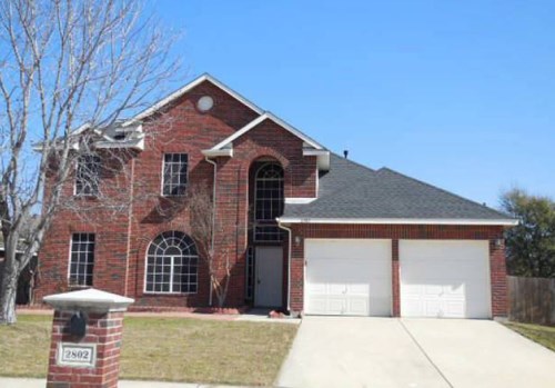 2802 Hollis Dr