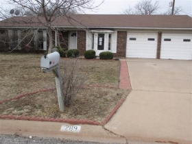 289 Nottingham Trl
