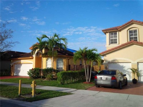 8528 NW 111 CT