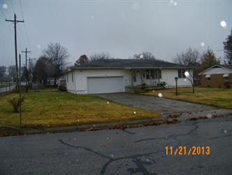 329 W Fields Blvd