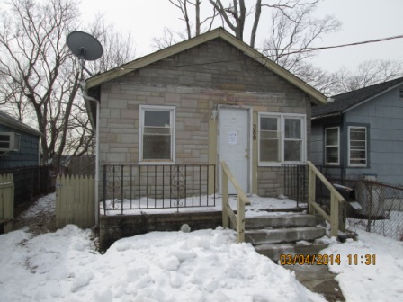 380 Shoreland Circle