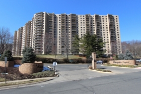 203 Yoakum Parkway #1703