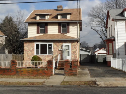 483-485 Irvington Ave