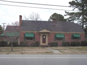 207 N Front St