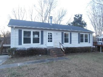 911 Tipperary Dr