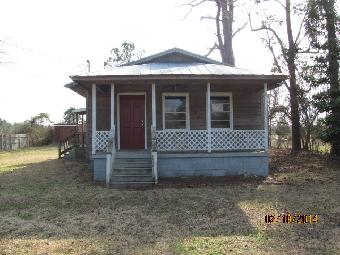 2601 Oaks Rd