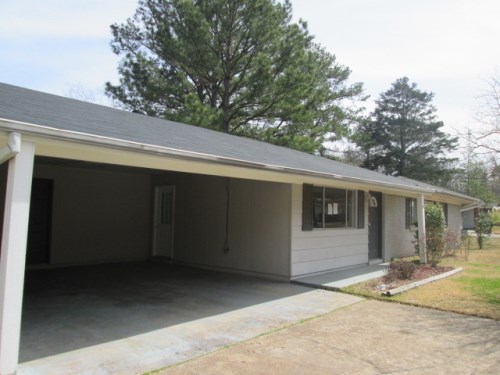 220 W Lisa Dr