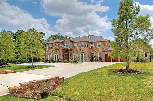 14 LILLINGTON MANOR CT