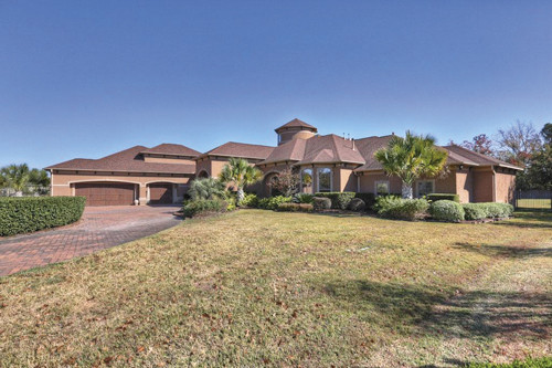8011 SPRING VILLAGE DR