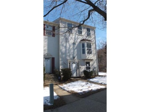 14821 London Ln