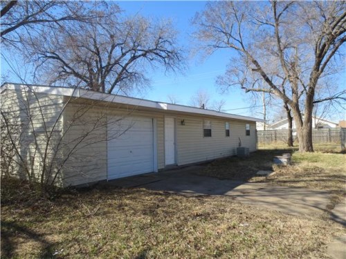 221 Spring Rd