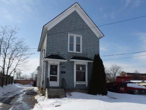 806 Hill Ave