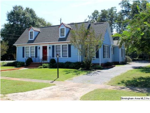 207 MARGARET ST