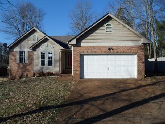 425 Clarkston Dr